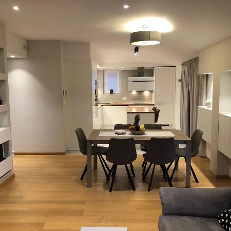 Sunny Apartment Ana Medulin Bagian luar foto