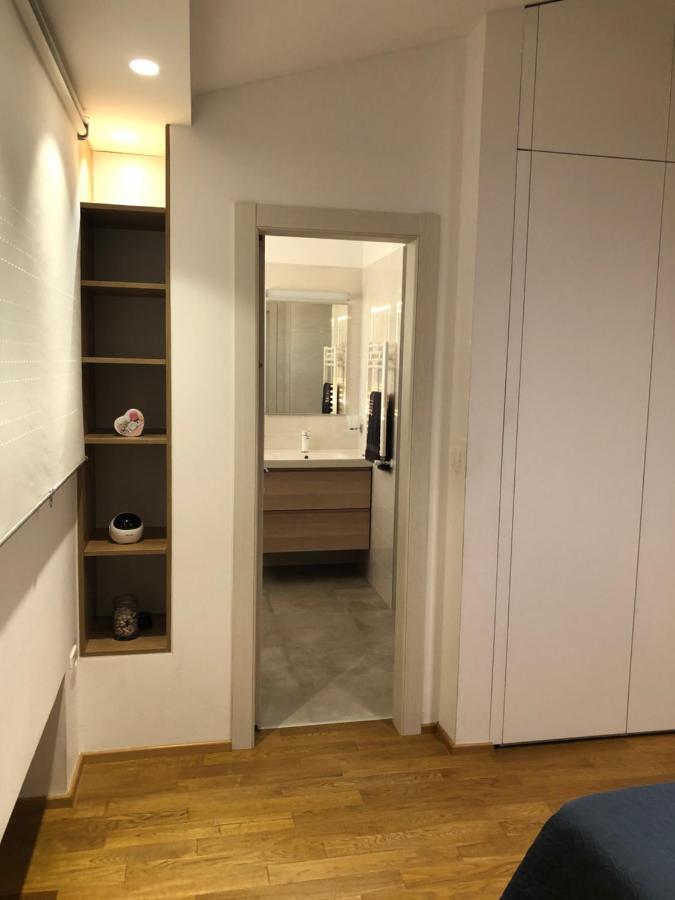 Sunny Apartment Ana Medulin Bagian luar foto